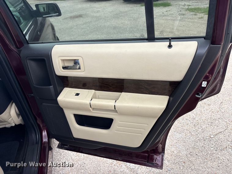 image for item DV8502 2017 Ford Flex SUV