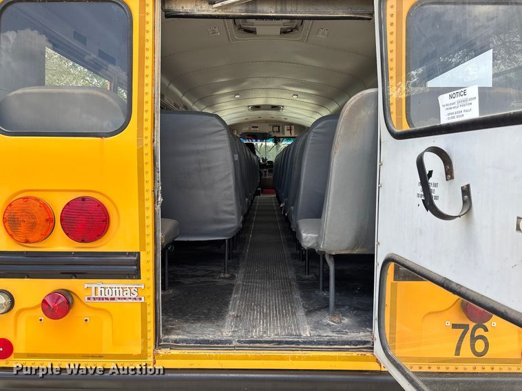 image for item DW3440 2005 Thomas school bus