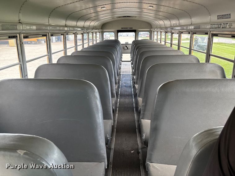 image for item DW3440 2005 Thomas school bus