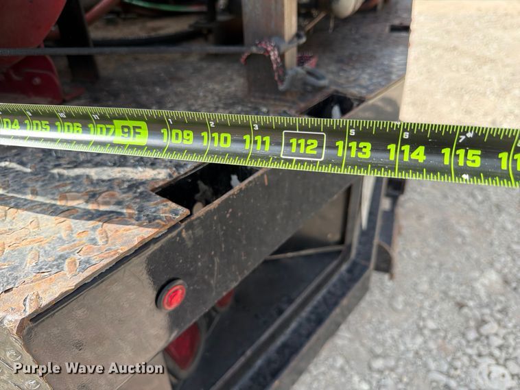 image for item DX5884 2018 GMC Sierra 3500HD flatbed pickup truck