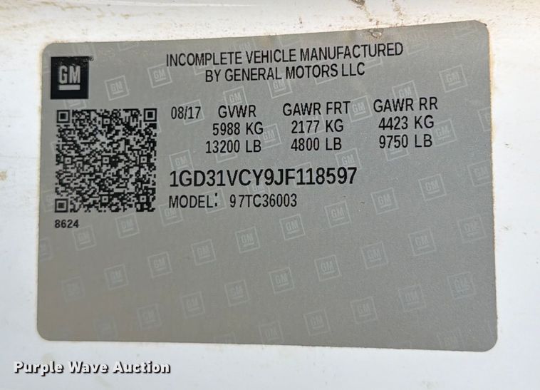 image for item DX5884 2018 GMC Sierra 3500HD flatbed pickup truck