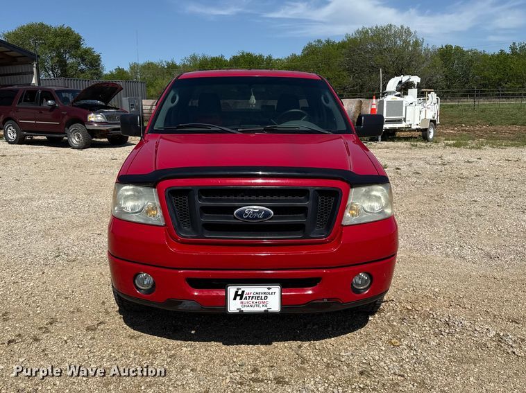 image for item DZ4427 2007 Ford F150 Ext. Cab pickup truck