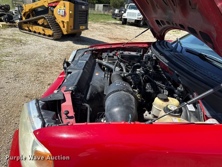 image for item DZ4427 2007 Ford F150 Ext. Cab pickup truck