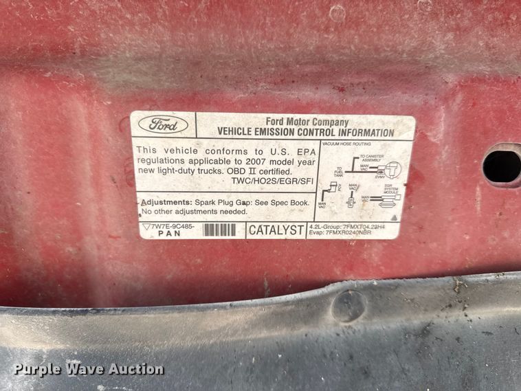 image for item DZ4427 2007 Ford F150 Ext. Cab pickup truck