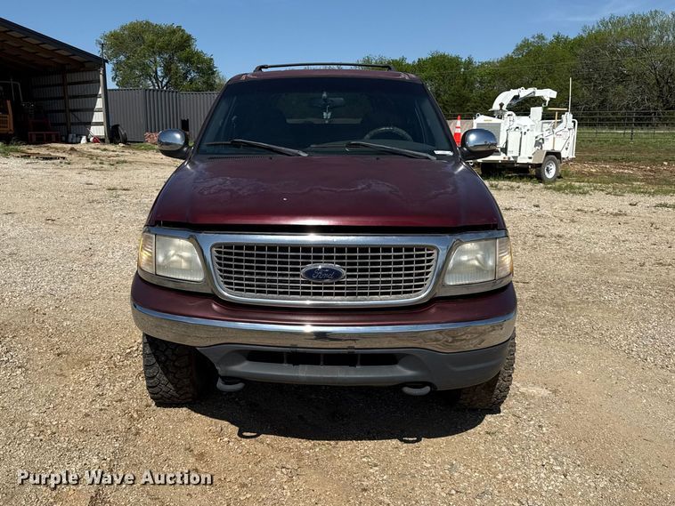 image for item DZ4428 2000 Ford Expedition SUV