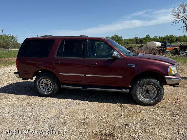 image for item DZ4428 2000 Ford Expedition SUV