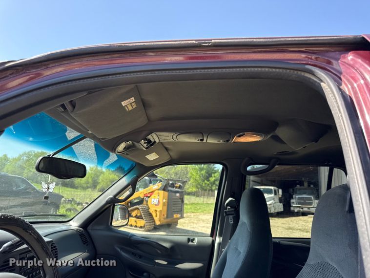 image for item DZ4428 2000 Ford Expedition SUV