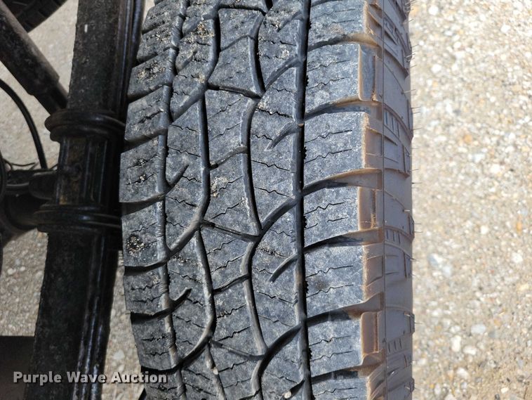 image for item DZ7018 2015 Ford F250 Super Duty pickup truck