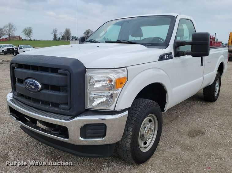 image for item DZ7019 2016 Ford F250 Super Duty pickup truck