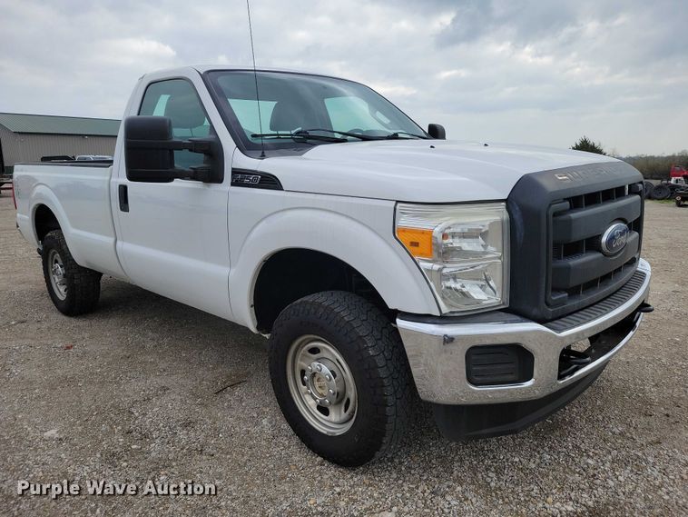 image for item DZ7019 2016 Ford F250 Super Duty pickup truck