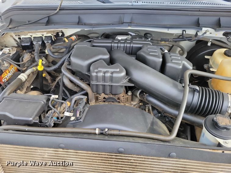 image for item DZ7019 2016 Ford F250 Super Duty pickup truck