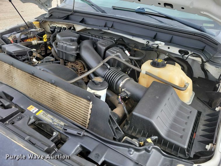 image for item DZ7019 2016 Ford F250 Super Duty pickup truck