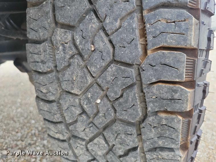 image for item DZ7019 2016 Ford F250 Super Duty pickup truck
