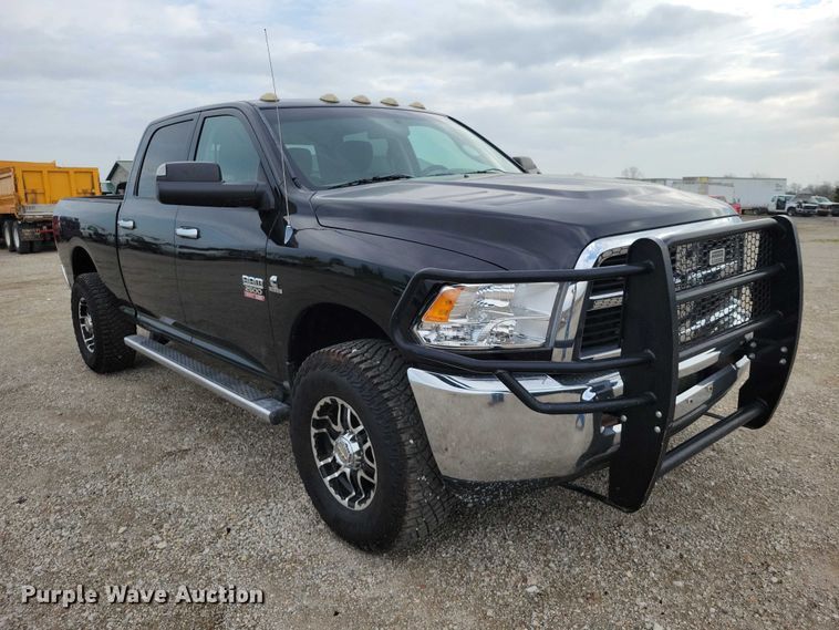 image for item DZ7020 2011 Dodge Ram 2500 Crew Cab pickup truck
