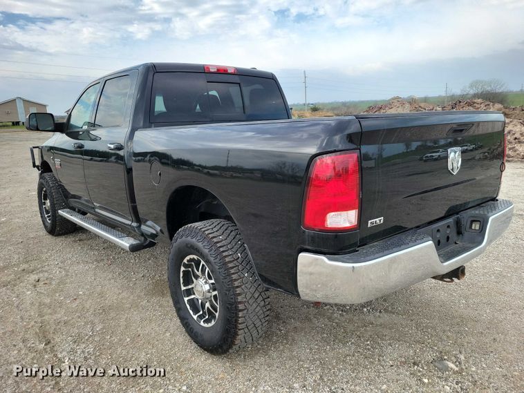 image for item DZ7020 2011 Dodge Ram 2500 Crew Cab pickup truck