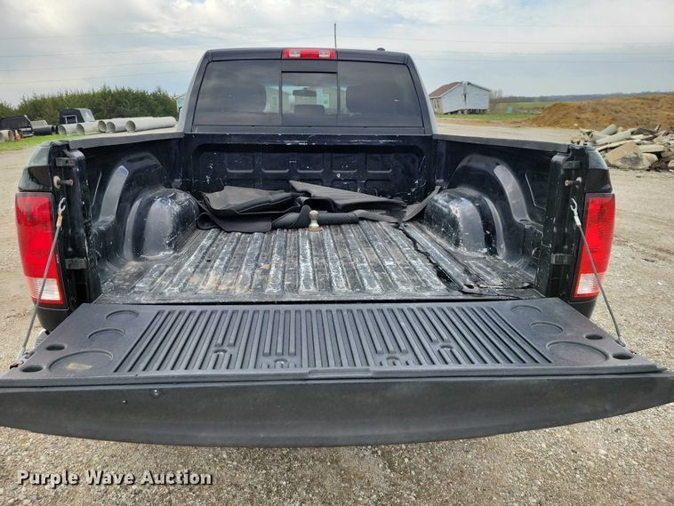 image for item DZ7020 2011 Dodge Ram 2500 Crew Cab pickup truck