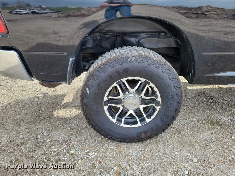 image for item DZ7020 2011 Dodge Ram 2500 Crew Cab pickup truck