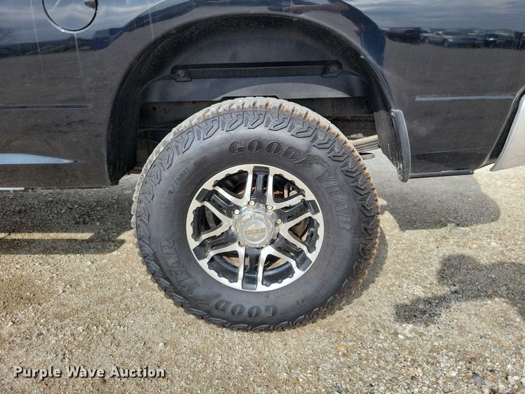 image for item DZ7020 2011 Dodge Ram 2500 Crew Cab pickup truck