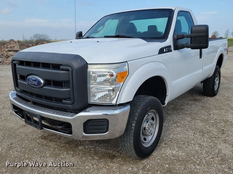 image for item DZ7022 2015 Ford F250 Super Duty pickup truck