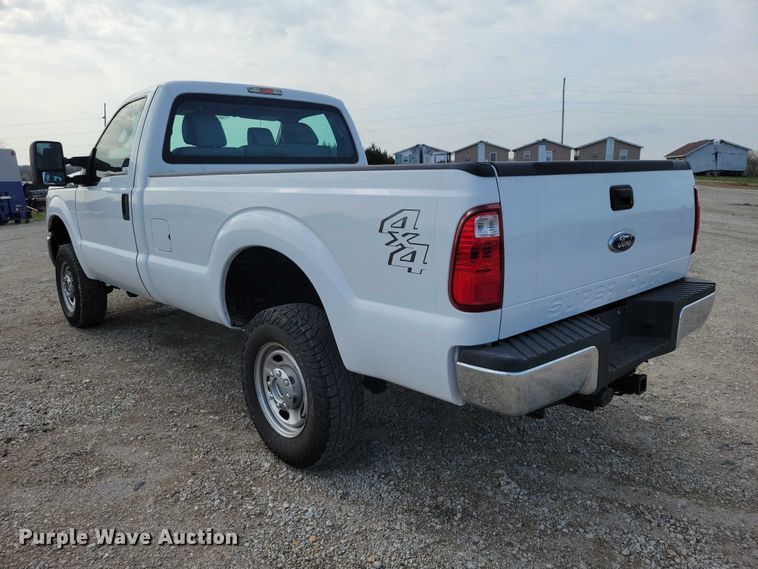 image for item DZ7022 2015 Ford F250 Super Duty pickup truck
