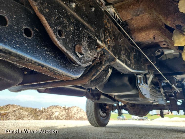 image for item DZ7022 2015 Ford F250 Super Duty pickup truck