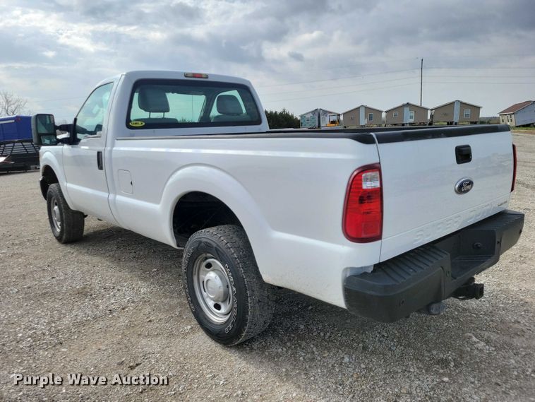 image for item DZ7023 2011 Ford F250 Super Duty pickup truck