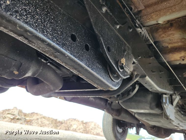image for item DZ7023 2011 Ford F250 Super Duty pickup truck