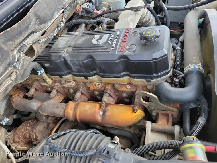 image for item DZ7024 2006 Dodge Ram 2500 flatbed pickup truck