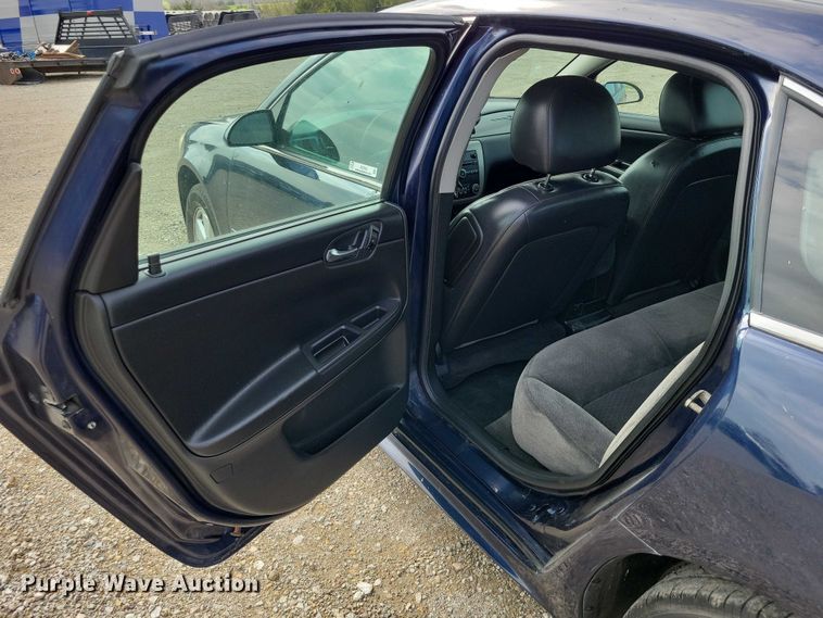 image for item DZ7025 2010 Chevrolet Impala Police Cruiser 