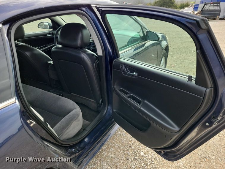 image for item DZ7025 2010 Chevrolet Impala Police Cruiser 