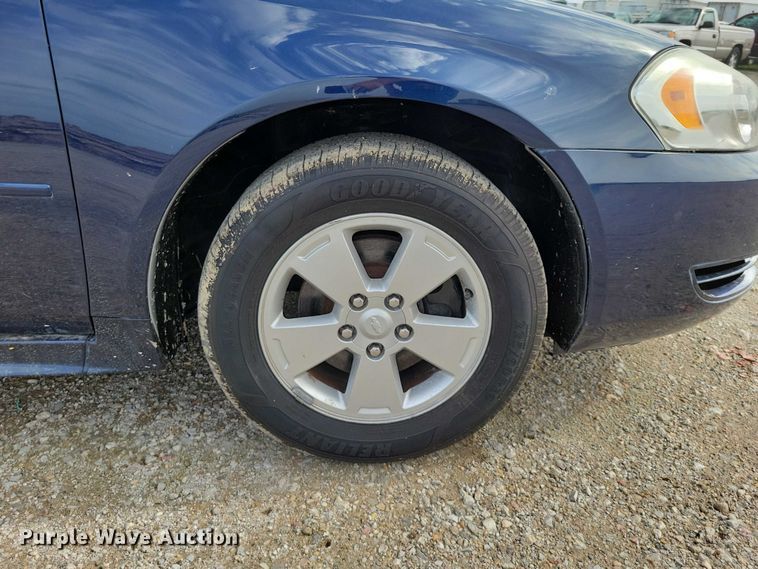 image for item DZ7025 2010 Chevrolet Impala Police Cruiser 