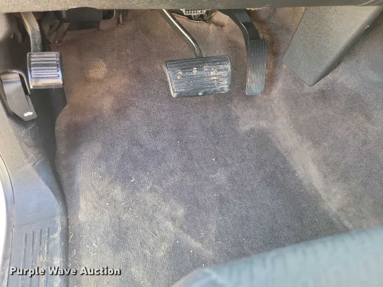 image for item DZ7026 2011 Chevrolet Silverado 2500HD Ext. Cab pickup truck