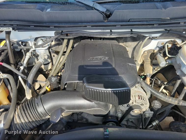 image for item DZ7026 2011 Chevrolet Silverado 2500HD Ext. Cab pickup truck