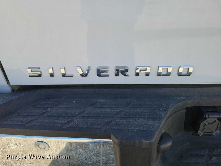 image for item DZ7026 2011 Chevrolet Silverado 2500HD Ext. Cab pickup truck