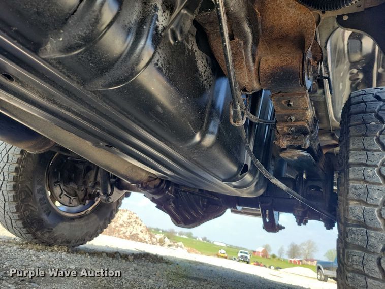 image for item DZ7026 2011 Chevrolet Silverado 2500HD Ext. Cab pickup truck