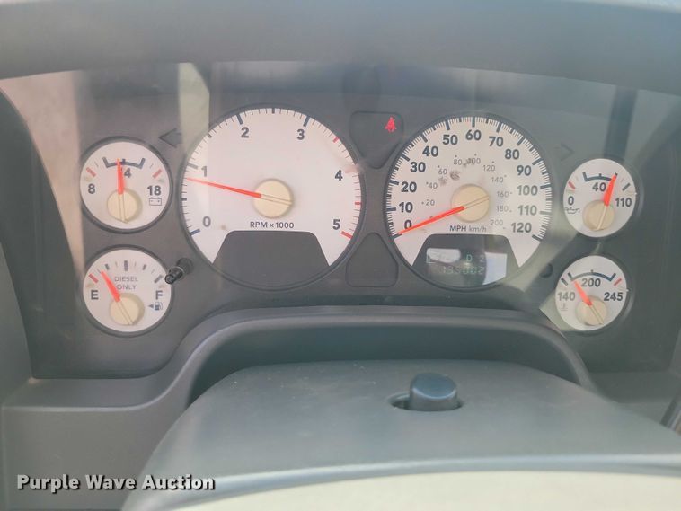 image for item DZ7027 2006 Dodge Ram 2500 Ext. Cab pickup truck