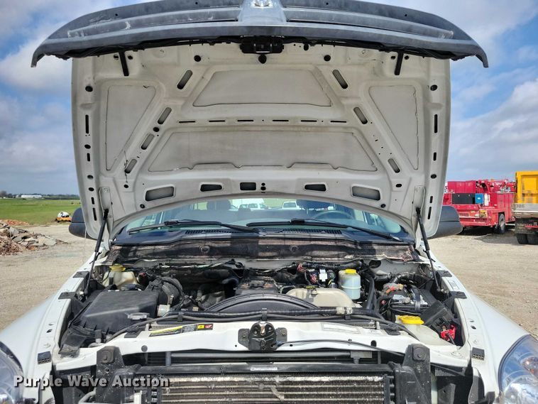 image for item DZ7027 2006 Dodge Ram 2500 Ext. Cab pickup truck