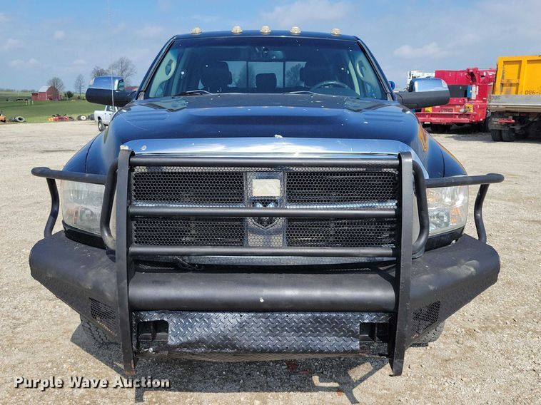 image for item DZ7028 2010 Dodge Ram 3500 Crew Cab pickup truck