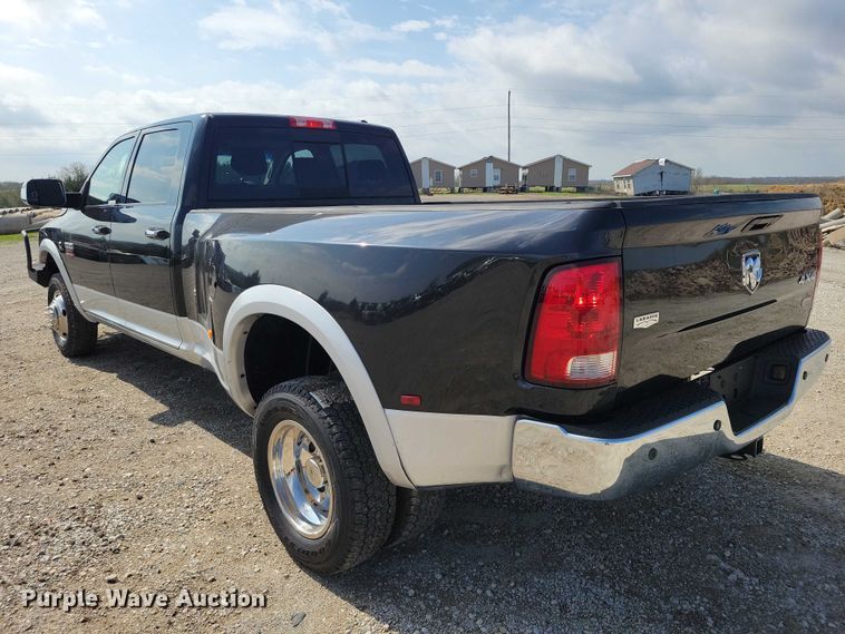 image for item DZ7028 2010 Dodge Ram 3500 Crew Cab pickup truck