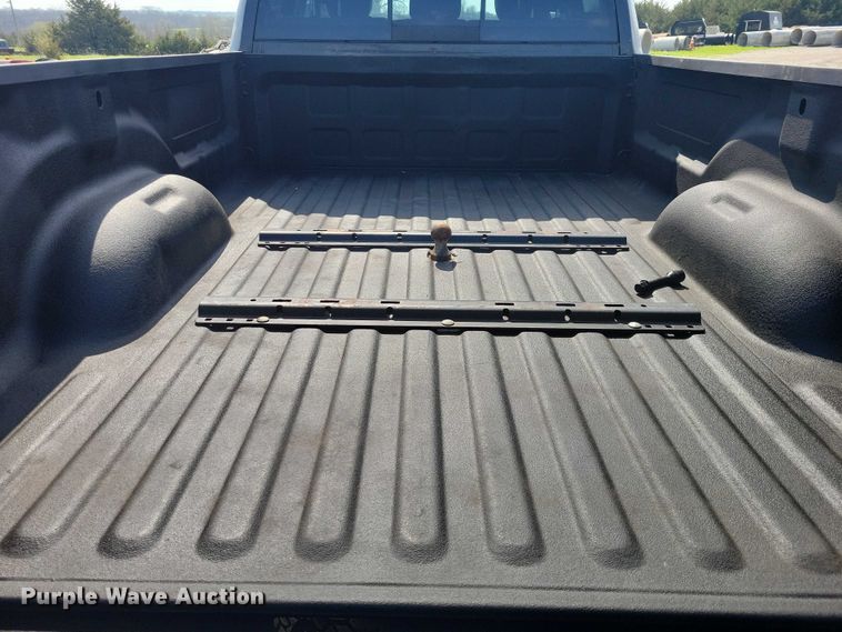 image for item DZ7028 2010 Dodge Ram 3500 Crew Cab pickup truck