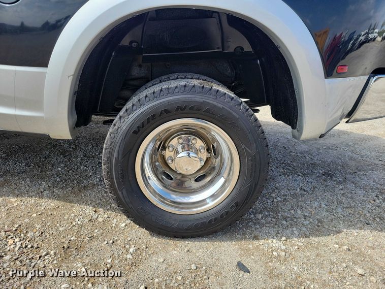 image for item DZ7028 2010 Dodge Ram 3500 Crew Cab pickup truck