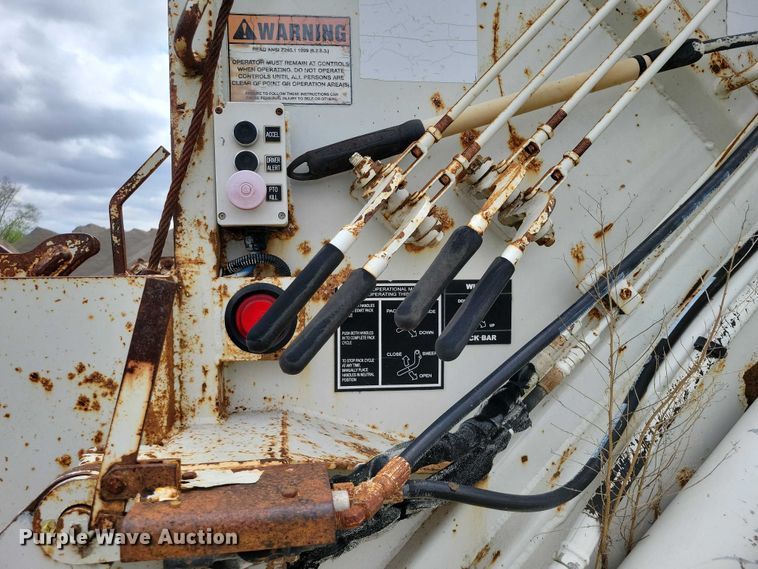 image for item DZ7035 2010 Hino 338 refuse truck