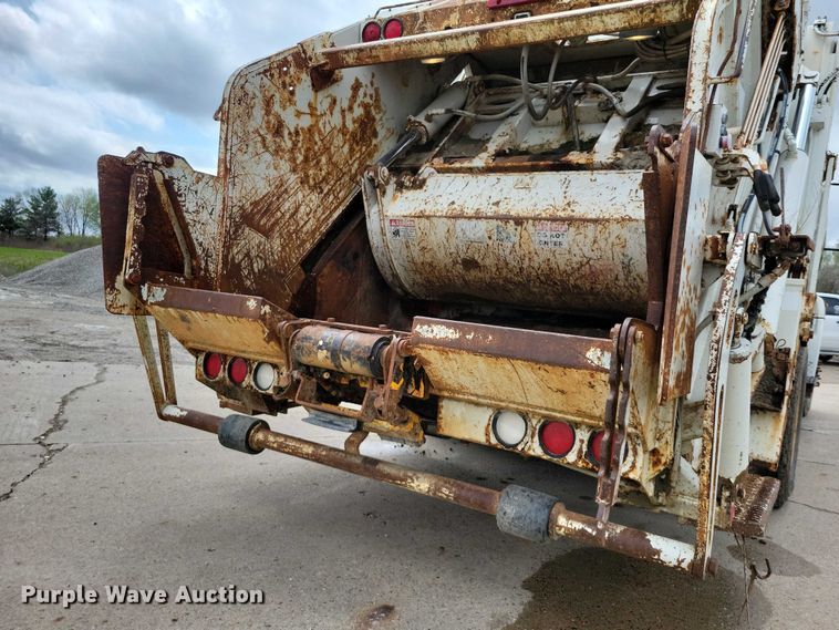 image for item DZ7035 2010 Hino 338 refuse truck