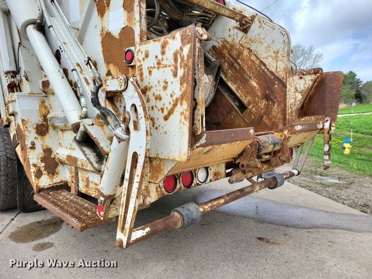 image for item DZ7035 2010 Hino 338 refuse truck