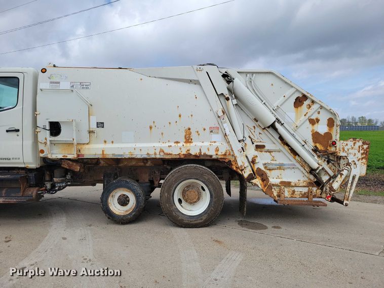 image for item DZ7035 2010 Hino 338 refuse truck