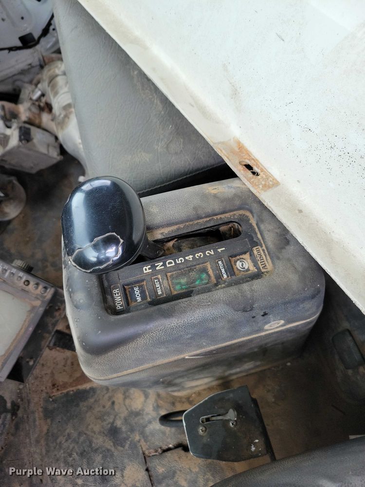image for item DZ7035 2010 Hino 338 refuse truck