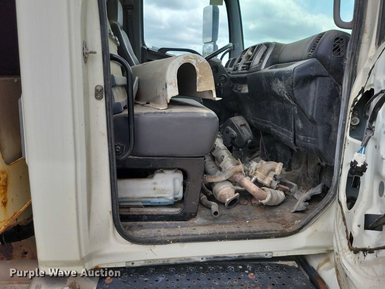 image for item DZ7035 2010 Hino 338 refuse truck