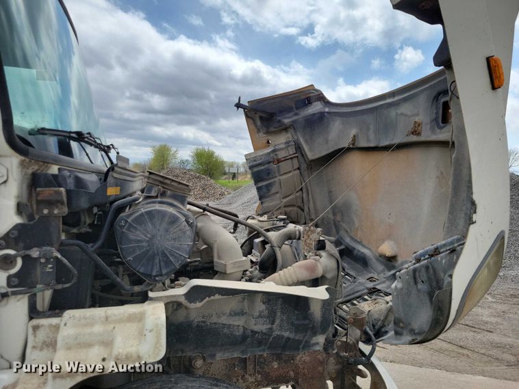 image for item DZ7035 2010 Hino 338 refuse truck