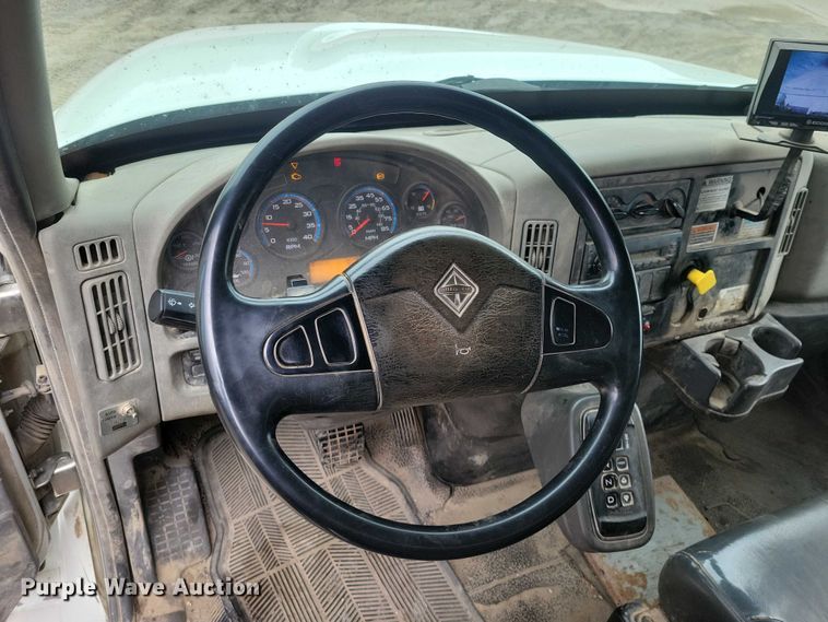 image for item DZ7036 2011 International MA035 refuse truck