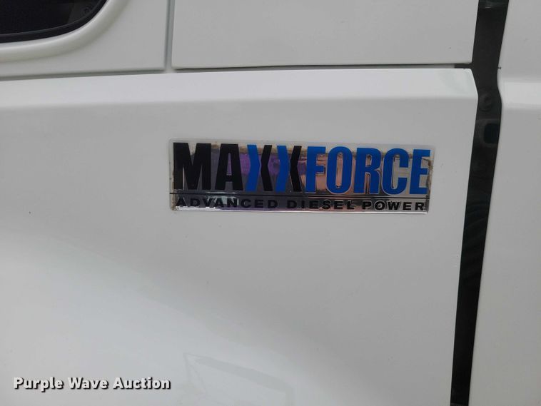 image for item DZ7036 2011 International MA035 refuse truck